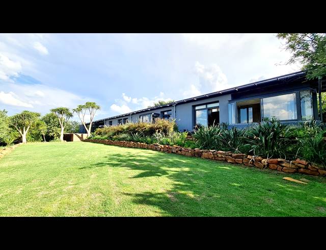 6 BEDROOM HOUSE SOLD IN LEEUWFONTEIN ESTATE